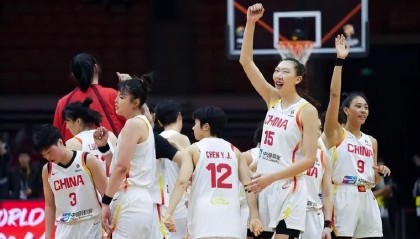 开云在线-女篮虐南苏丹！王思雨+2将回暖齐爆，张子宇统治篮下，李月汝迷失