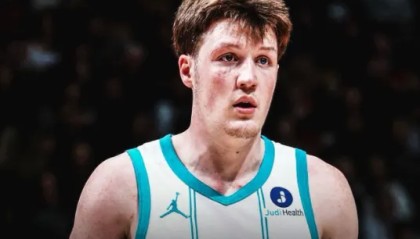 开云-克尼普尔19次单场20+且命中率50/40/90%，历史上仅次于库里